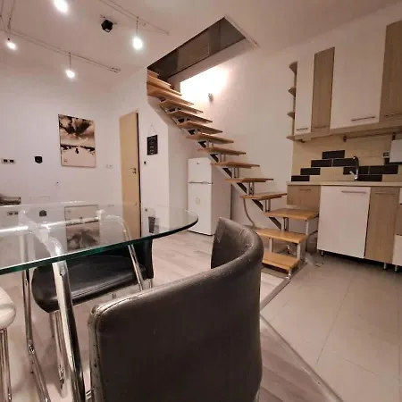 B42 Cozy 布达佩斯