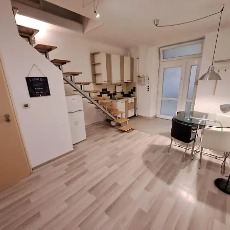 B42 Cozy * 布达佩斯